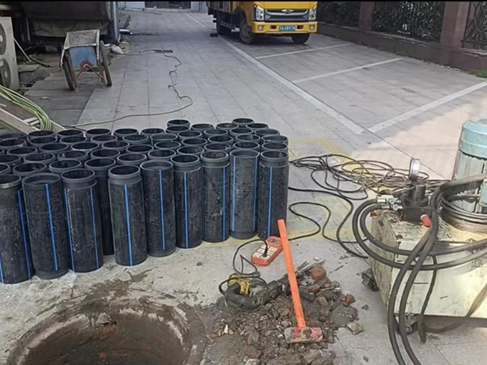 古城PE置换管厂家 DN315置换管 非开挖管短管置换